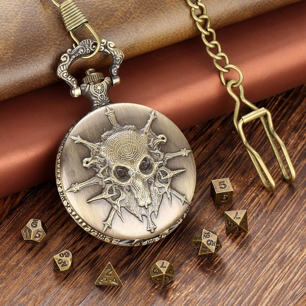 Skull Pocket Watch Dice Set