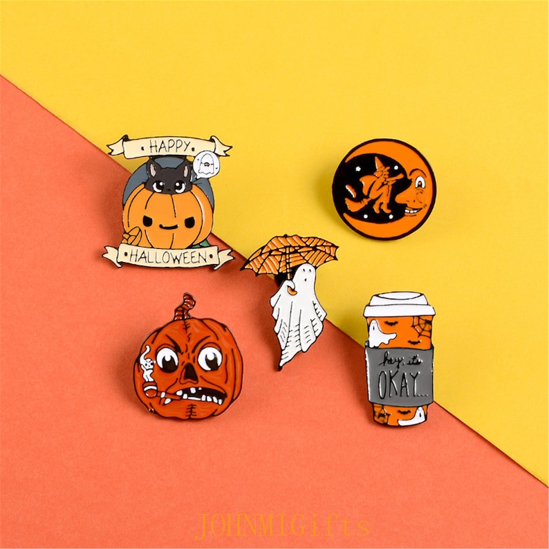 Pumpkin Ghost witch pin