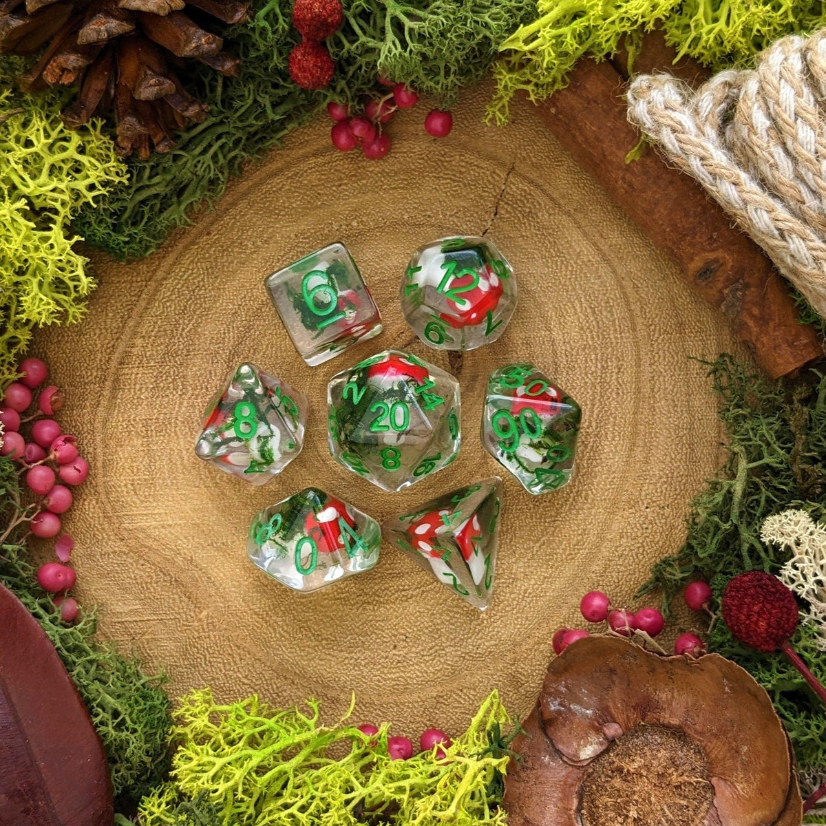 Mossy Mushroom (Give away a random dice)