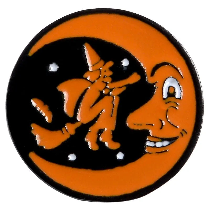 Halloween skull pin