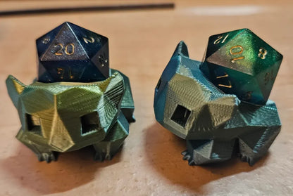 Bulbasaur D20 Bulbasaur D20 Dice Guardian + Mystery D20 (Random Color)