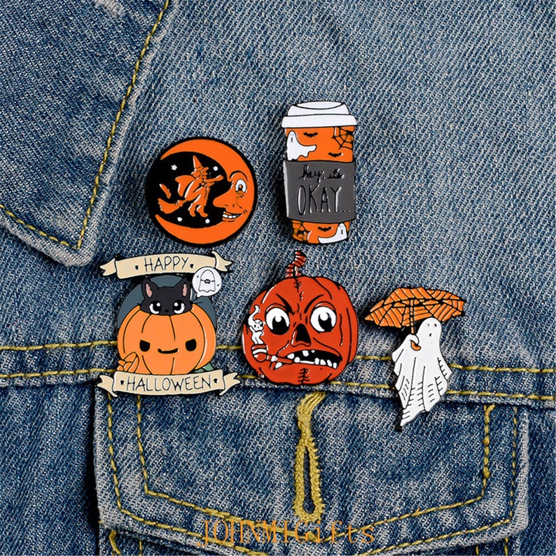Pumpkin Ghost witch pin