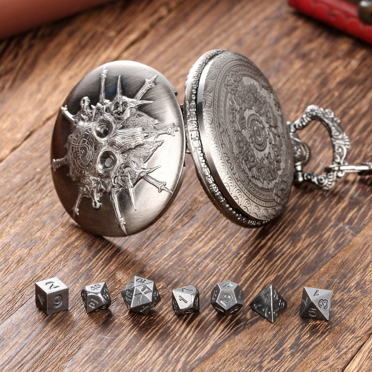 Skull Pocket Watch Dice Set