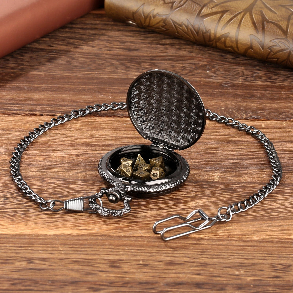 Skull Pocket Watch Dice Set
