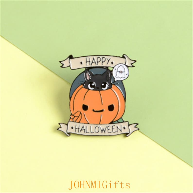 Pumpkin Ghost witch pin