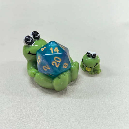 Frog D20 Fantasy Tabletop RPG dice guardian + Mystery D20 (Random Color)