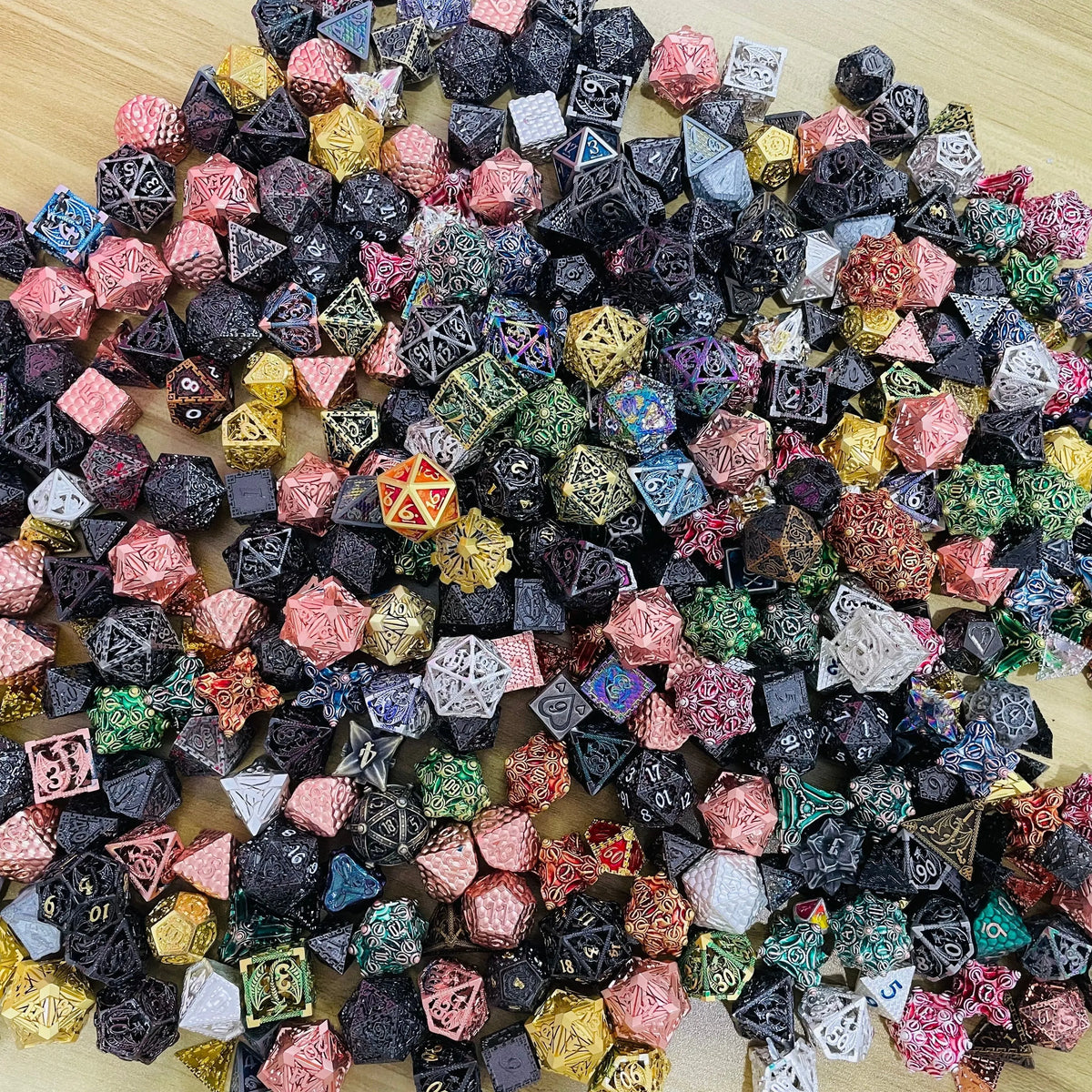 Random Metal Dice (1 PCS)